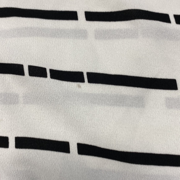 Alfani sleeveless essential go to button down blouse size 4 - Picture 10 of 10